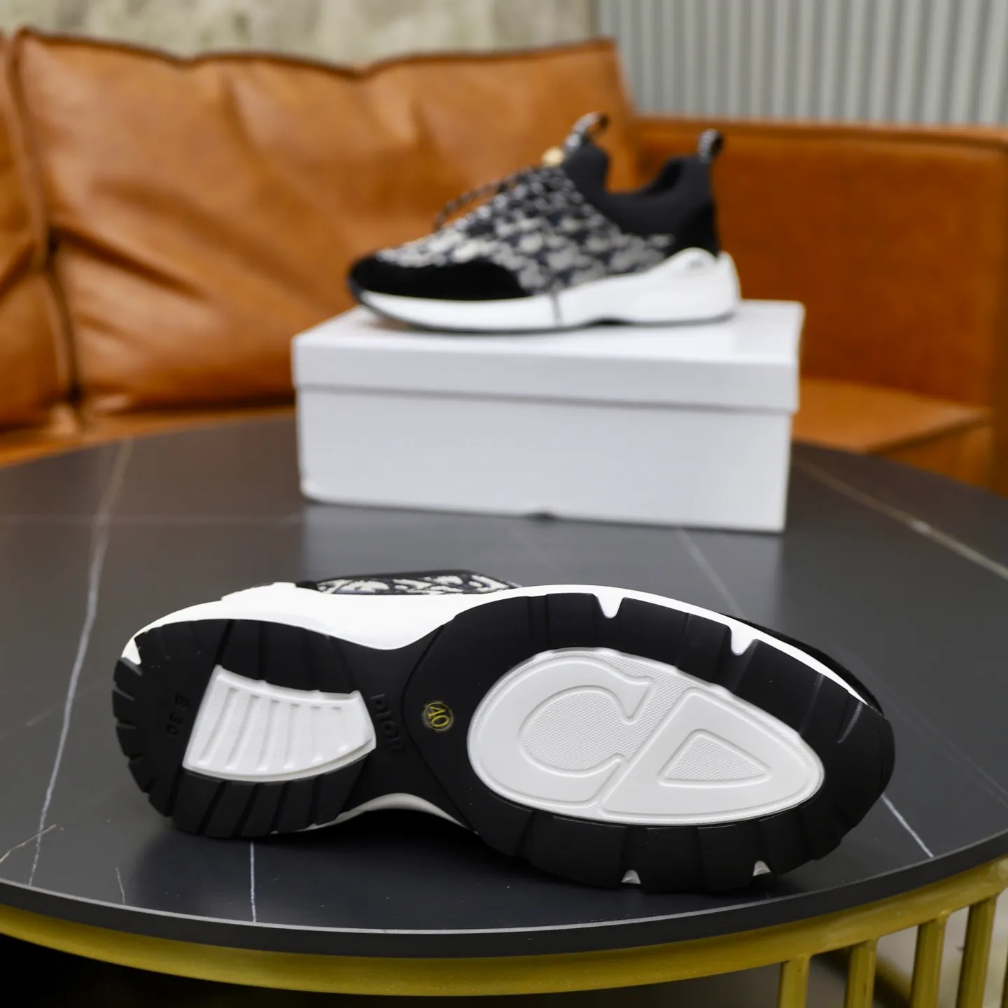 Ex-factory price: 440💰🙅‍♂️🙅‍♂️🙅‍♂️ Brand: Dior DIOR Standard code: 38-44 (45 customized) Grade: Same as the official website Material: Original material splicing Comfortable and breathable lining Lightweight and wear-resistant sports outsole Style category: Men's fashionable casual shoes Running sneakers Distinguished luxury brand elements Top luxury Color: actual picture color